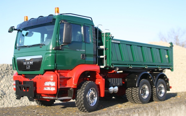 MAN TGS 3-axle three-way tipper Euro 5 without all-wheel drive