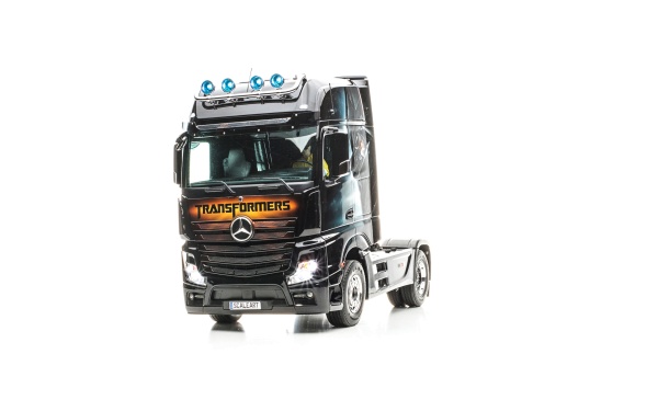 Mercedes Actros II 2-axle semitrailer tractor with all-wheel drive